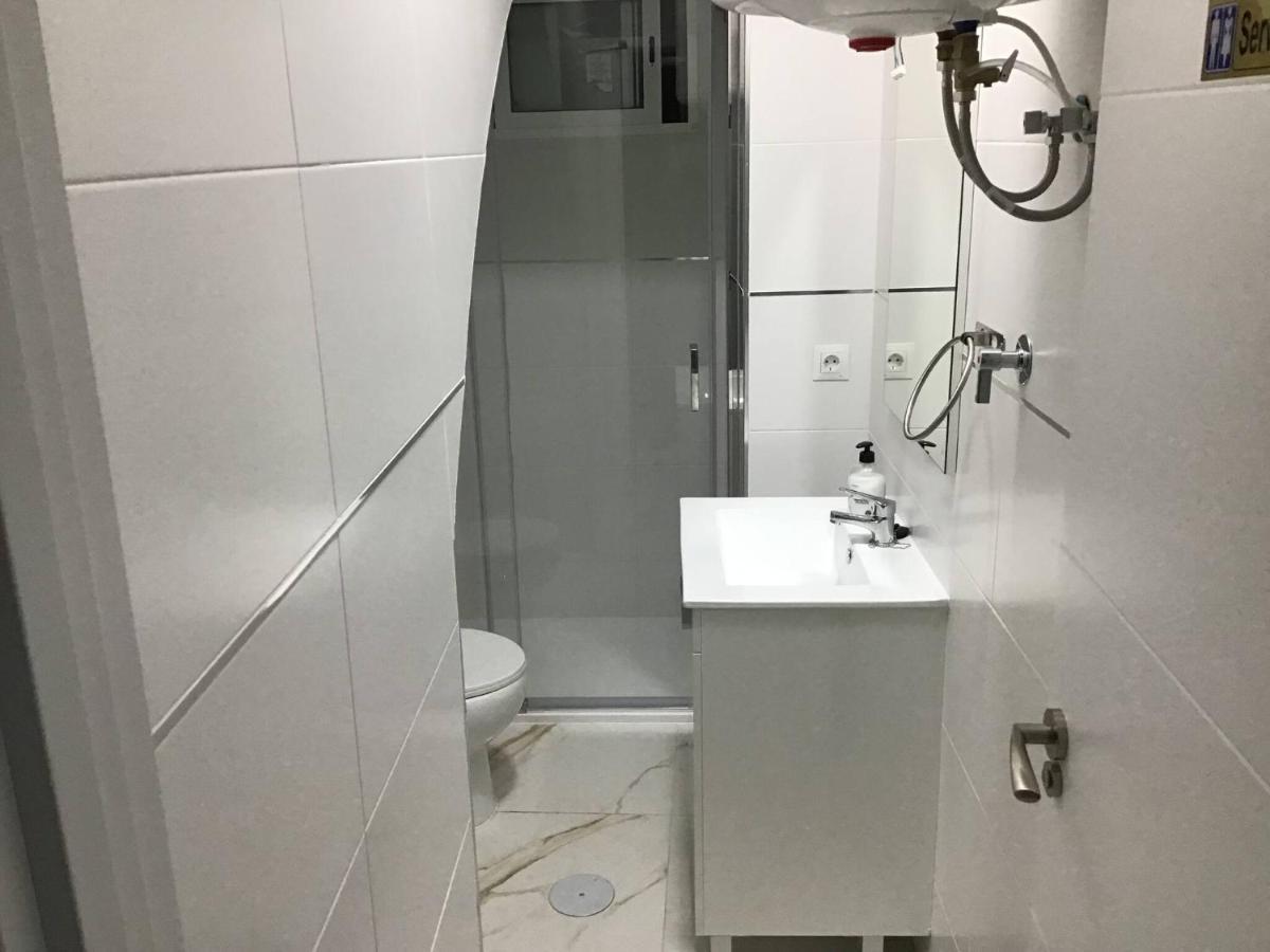 מדריד Room In Apartment - Habitacion Multiple 04 Carpetana מראה חיצוני תמונה