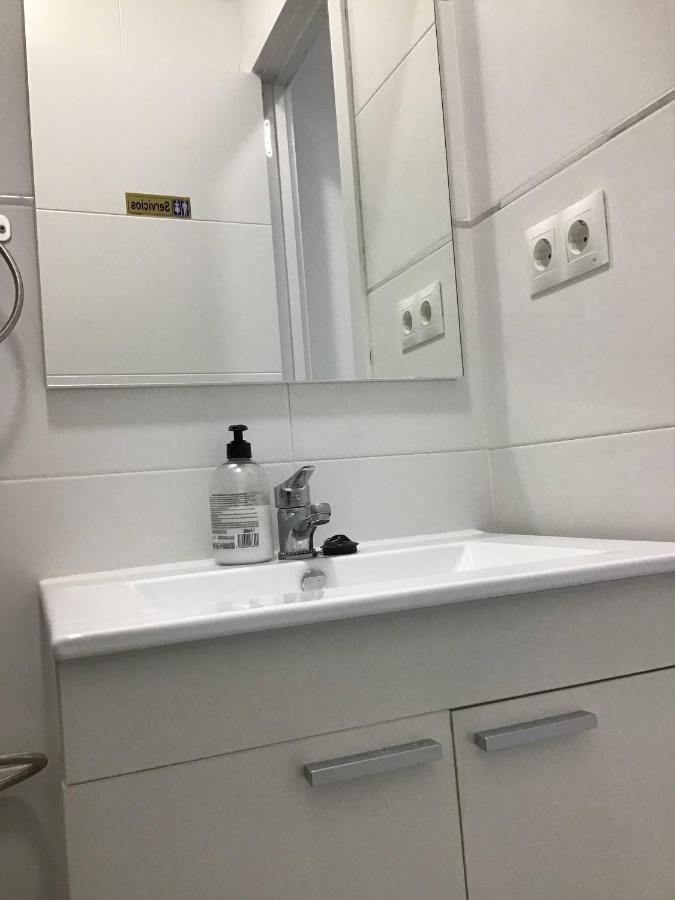 מדריד Room In Apartment - Habitacion Multiple 04 Carpetana מראה חיצוני תמונה